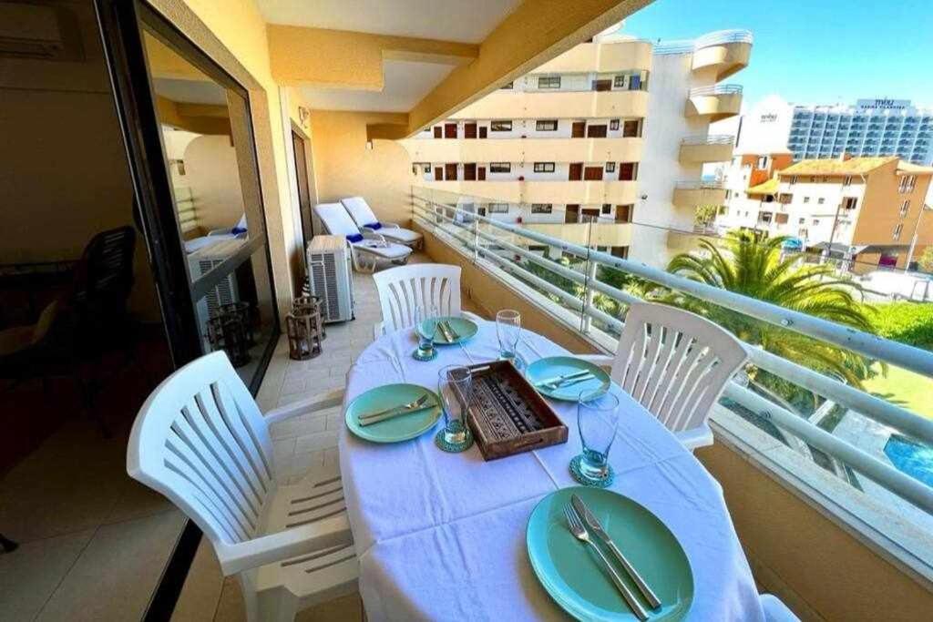 Marina Mar By Fhr Piscina Parking Apartment Quarteira Exterior photo